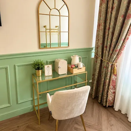 Hotel Aldobrandini 3*