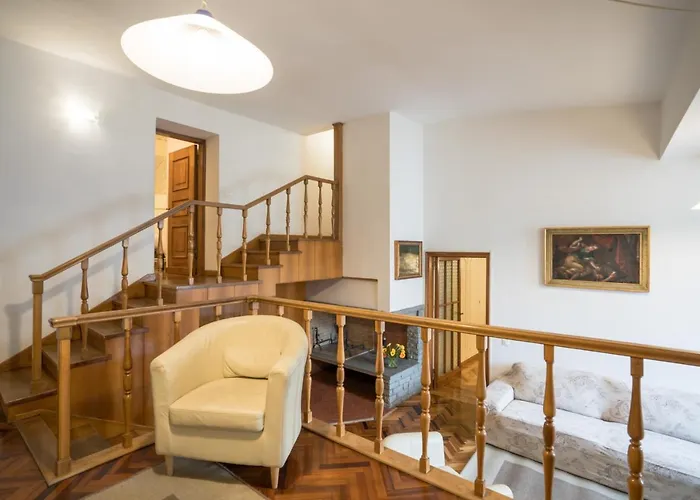 Aldobrandini Apartment Florence